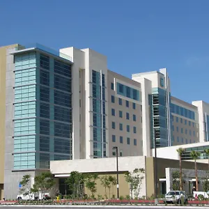 Embassy - Airport **** Ontario